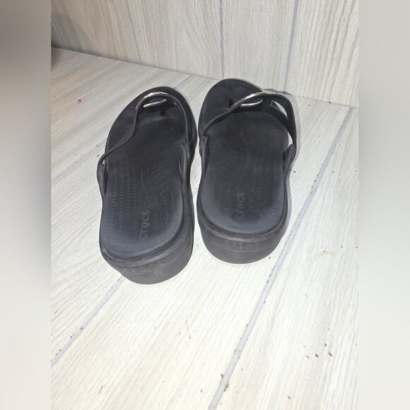 CROCS Womens Sanrah Black Silver Circle Slide Sandals Size 9 Summer - Picture 7 of 7